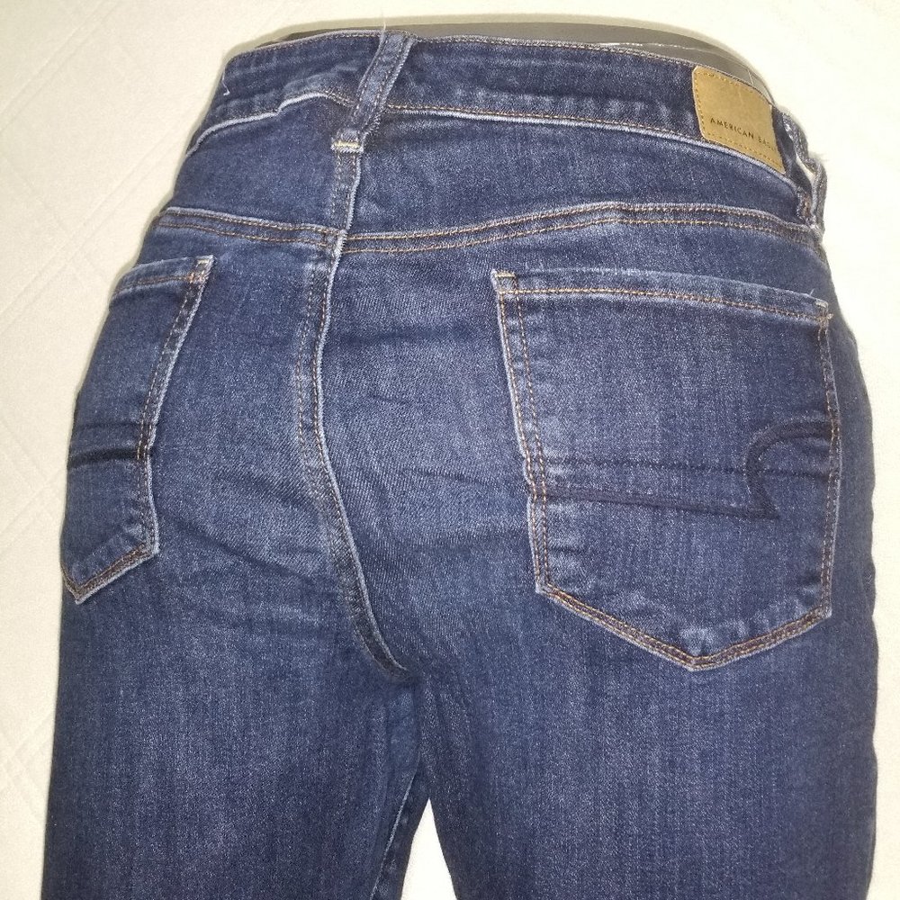 AEO Size 14/32 Regular "Hi-Rise Jegging" Skinny Jeans